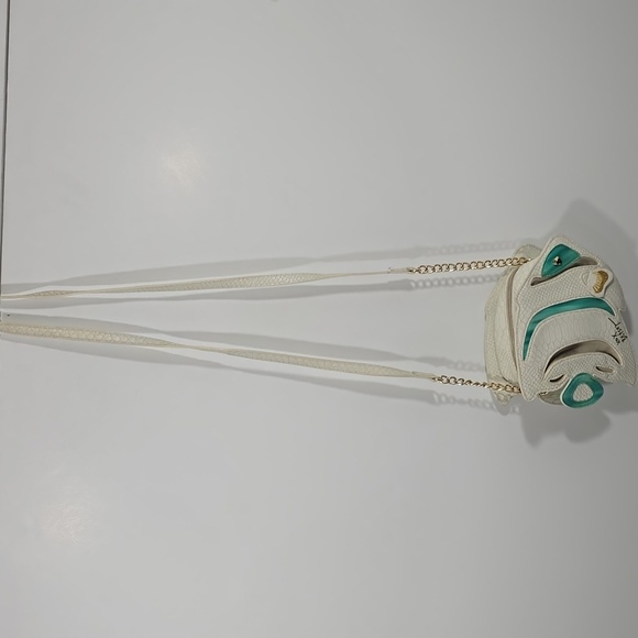 {Betsey Johnson} "Plenty of Fish in the Seas" Crossbody Bag - Picture 3 of 17